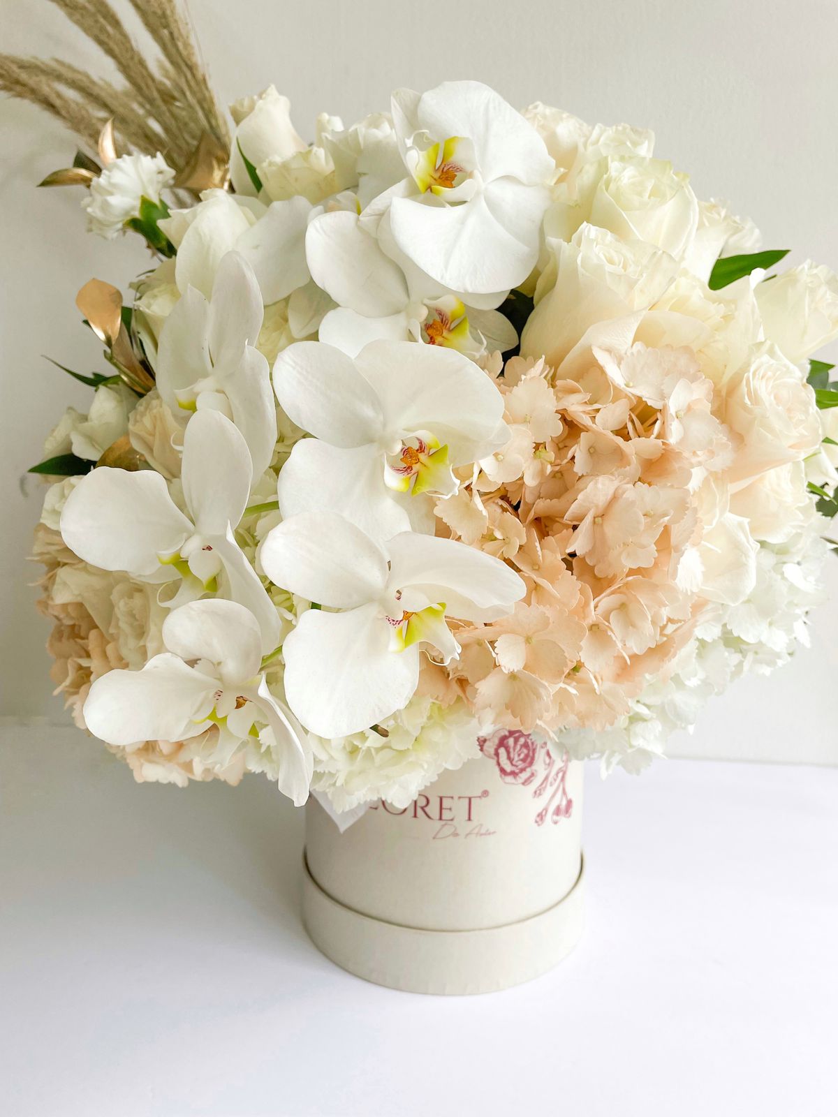 Caja de lujo Grande con orquídea, rosas y hortensias MARIA ISABEL