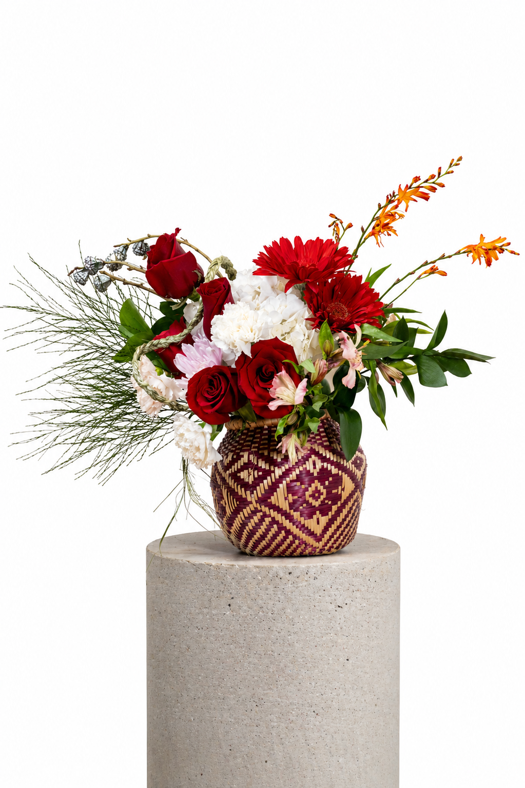 MAJO | Canasta Floral Elegante para Día de la Madre con Flores Premium